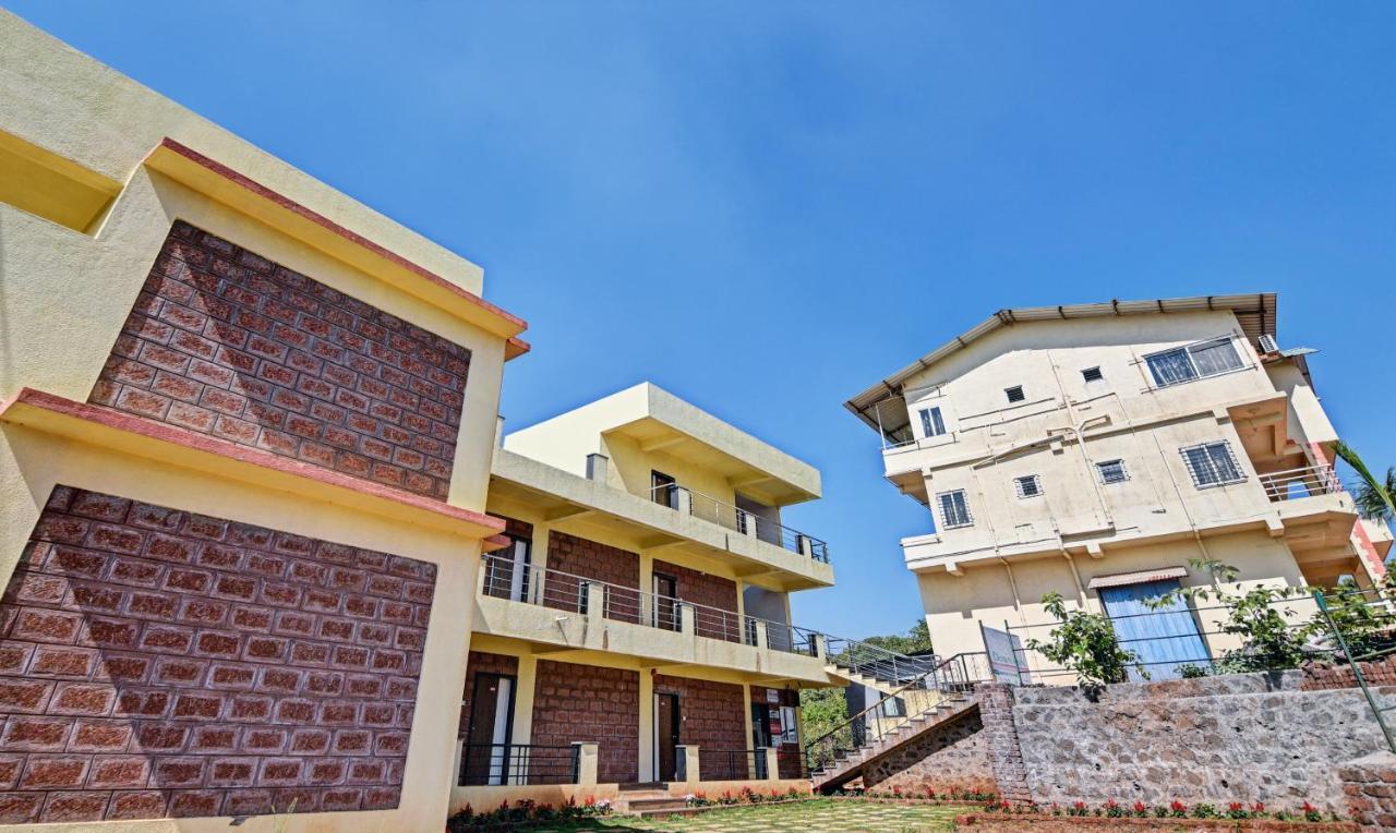 Aditya Hill View Inn Mahabaleshwar Exterior photo